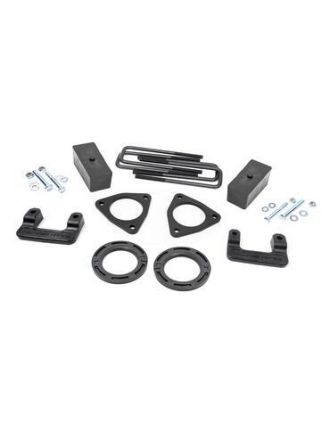 Rough Country 2.5 Inch Leveling Kit - Chevy/GMC 1500 (2007-2018)